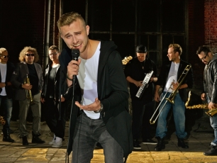10male
